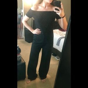 Lulu’s off the shoulder jumper